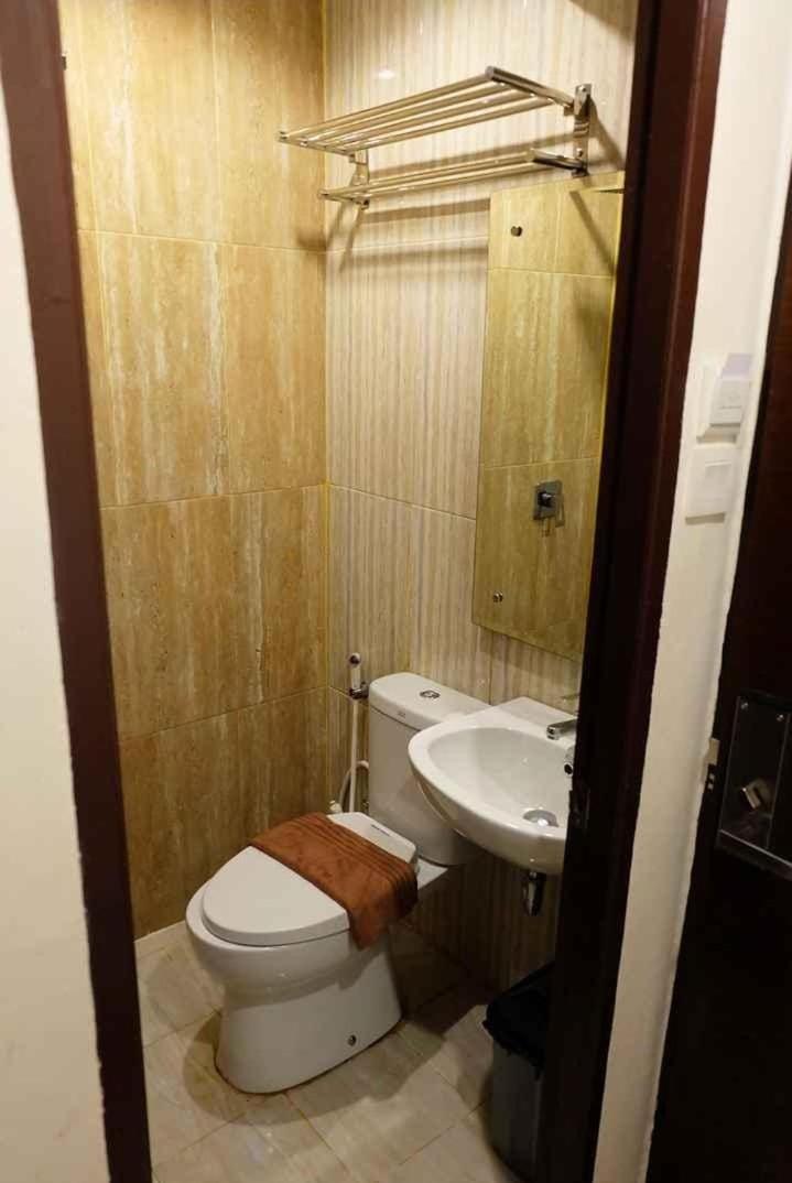 Hotel My Home Sintang 外观 照片